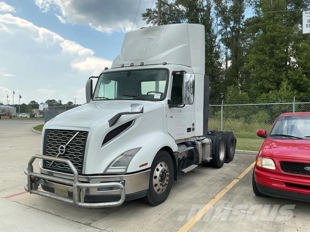Volvo VNL Влекачи