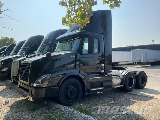 Volvo VNL Влекачи