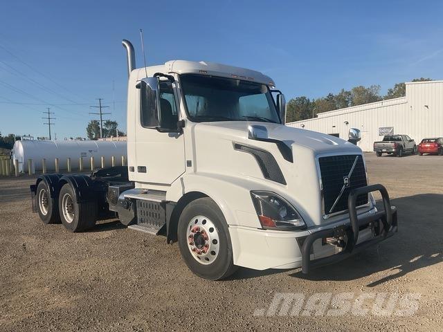Volvo VNL Влекачи