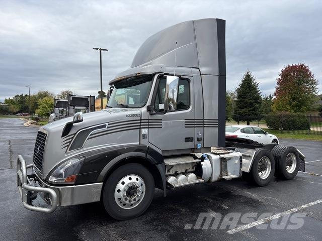 Volvo VNL Влекачи