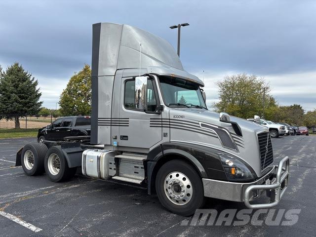 Volvo VNL Влекачи