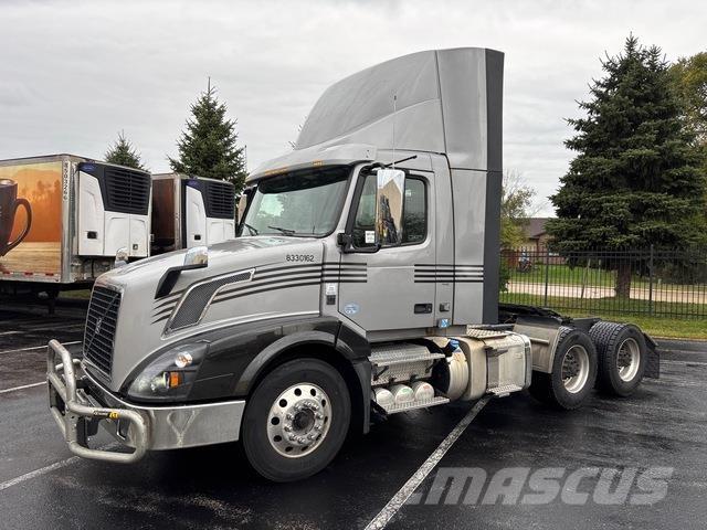 Volvo VNL Влекачи