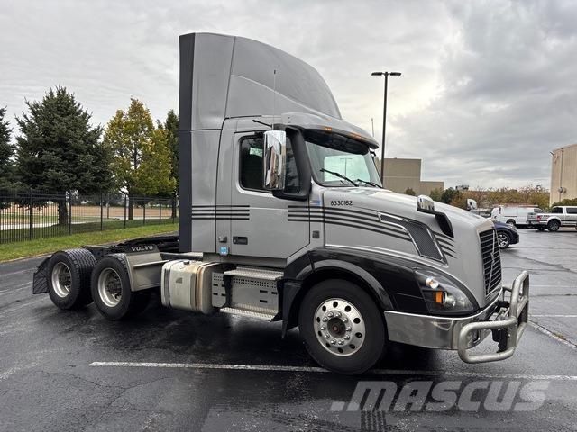 Volvo VNL Влекачи