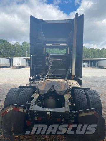 Volvo VNL Влекачи