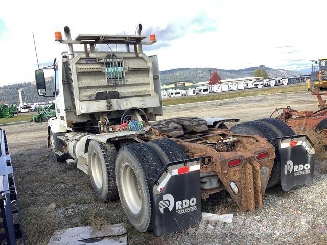 Volvo VNL Влекачи