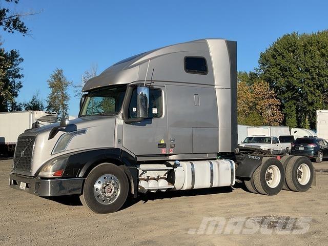 Volvo VNL Влекачи
