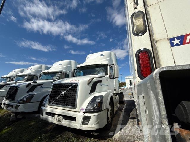 Volvo VNL Влекачи