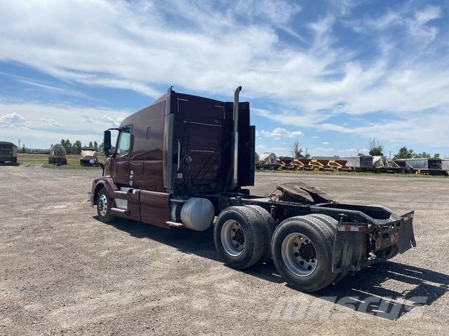Volvo VNL630 Влекачи