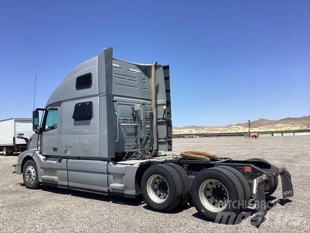 Volvo VNL64780 Влекачи