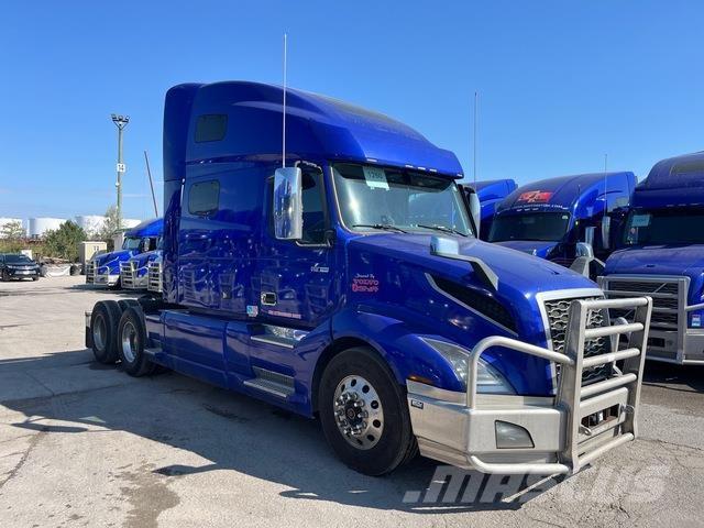 Volvo VNL760 Влекачи