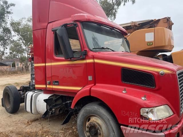 Volvo VNM Влекачи