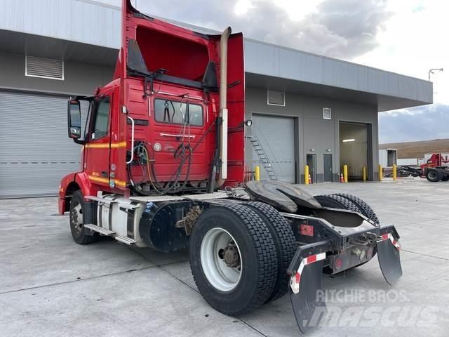 Volvo VNM Влекачи