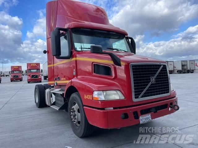 Volvo VNM Влекачи