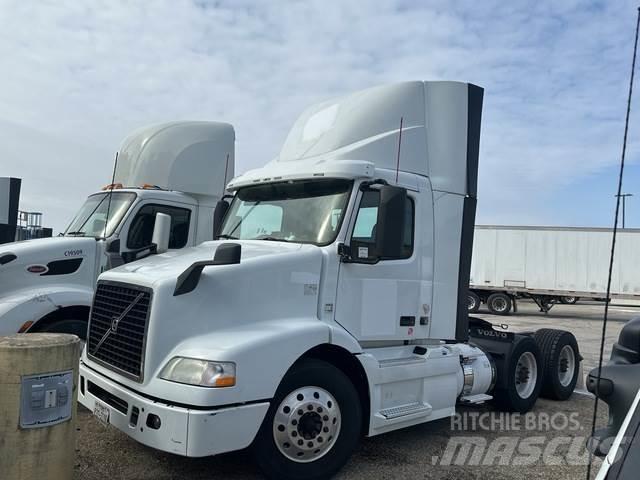 Volvo VNM Влекачи