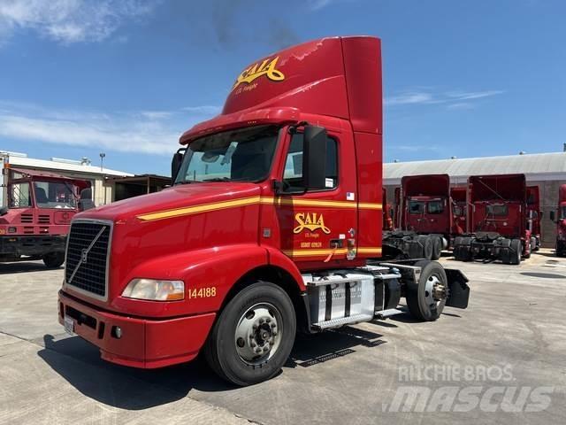 Volvo VNM Влекачи