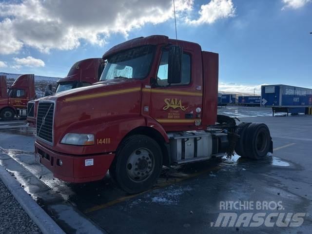 Volvo VNM Влекачи