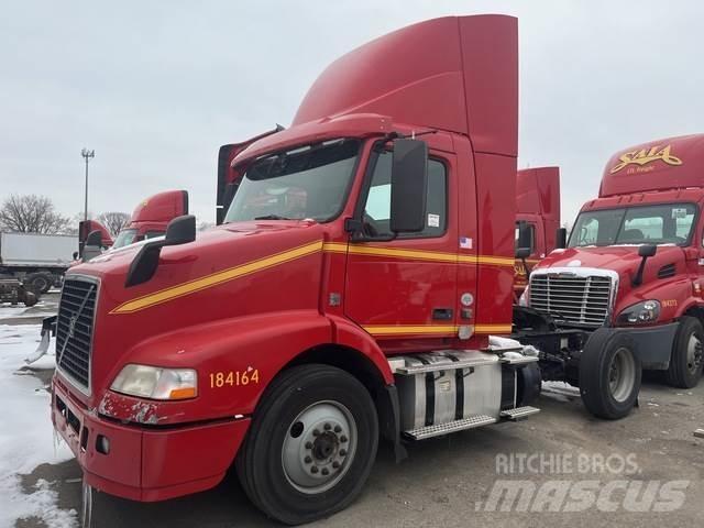 Volvo VNM Влекачи