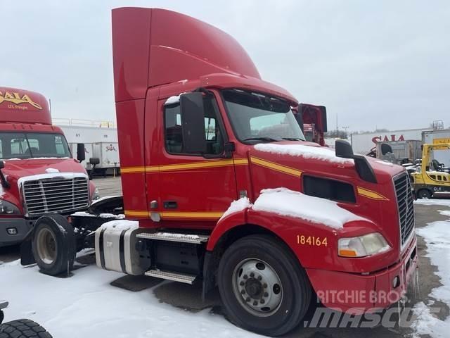 Volvo VNM Влекачи