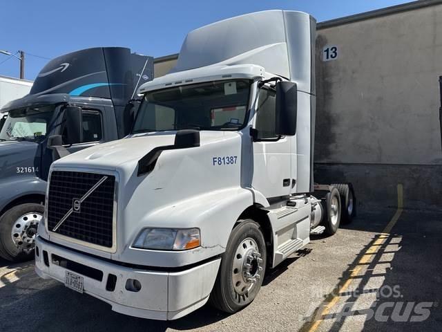 Volvo VNM Влекачи