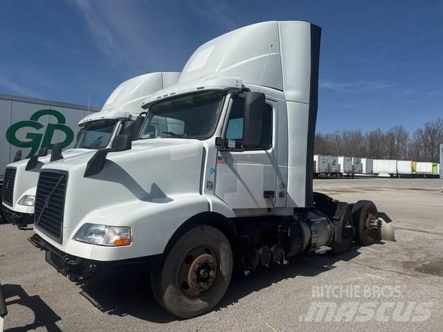 Volvo VNM Влекачи