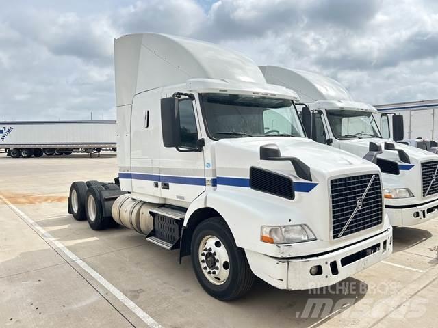 Volvo VNM Влекачи