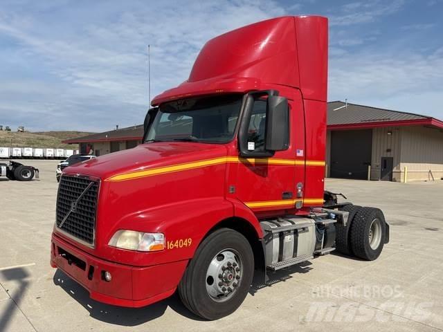 Volvo VNM Влекачи