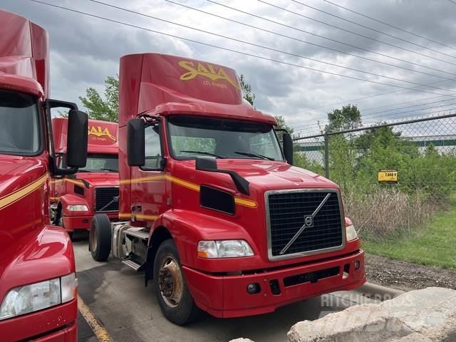 Volvo VNM Влекачи