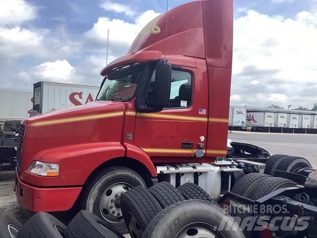 Volvo VNM Влекачи