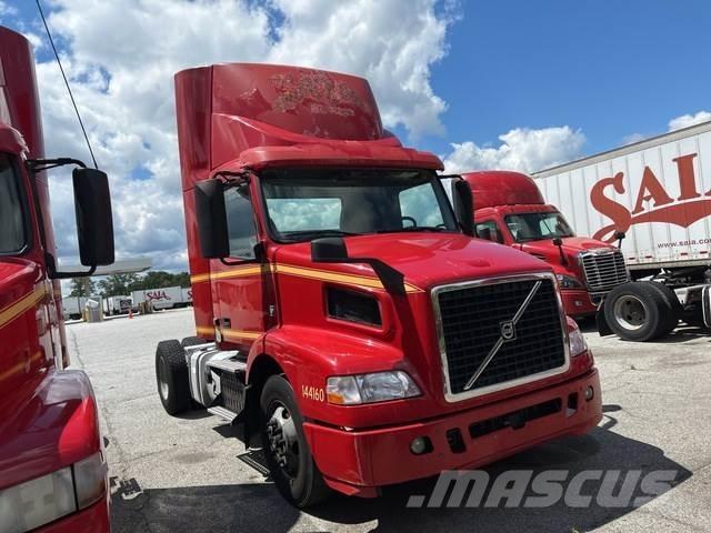 Volvo VNM Влекачи