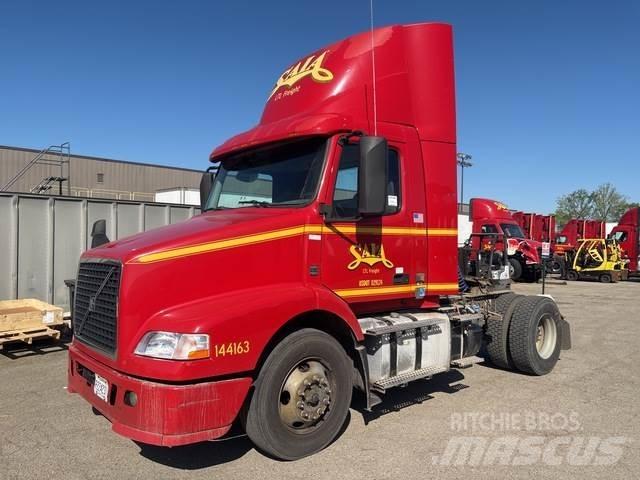 Volvo VNM Влекачи