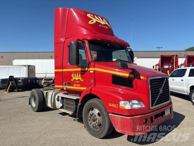 Volvo VNM Влекачи