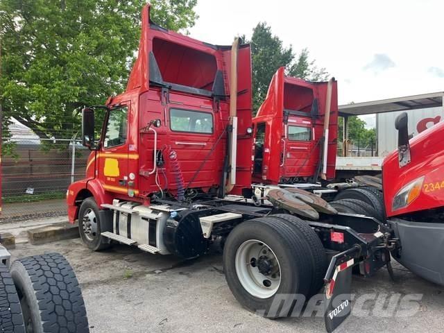 Volvo VNM Влекачи
