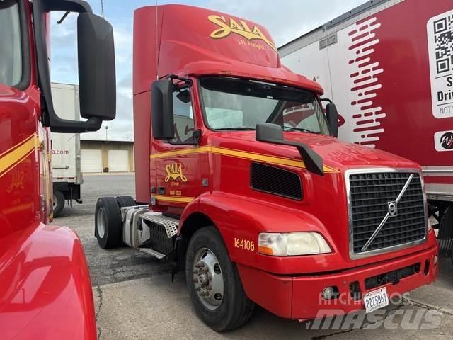 Volvo VNM Влекачи