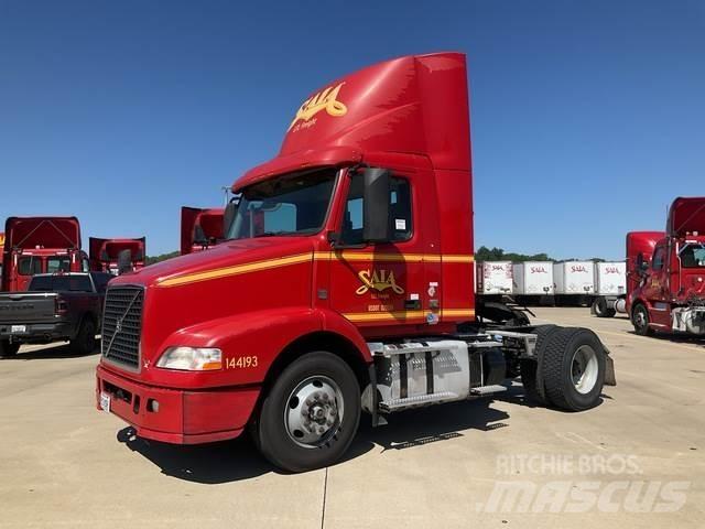 Volvo VNM Влекачи