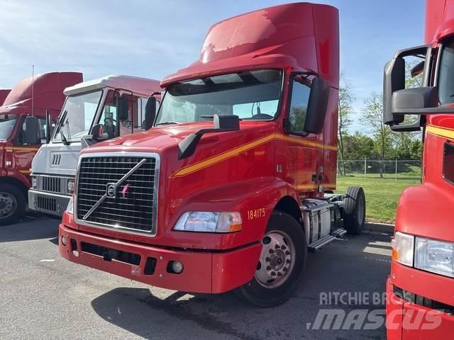 Volvo VNM Влекачи