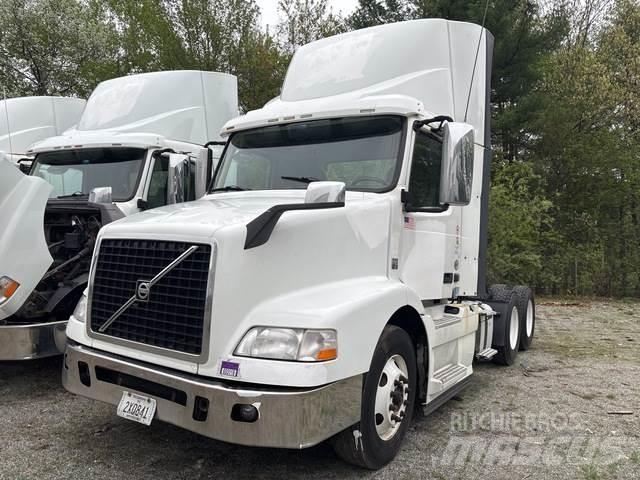Volvo VNM Влекачи