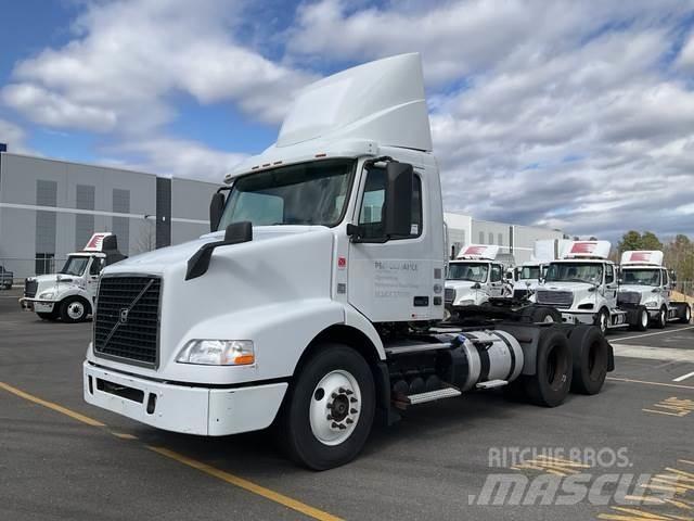 Volvo VNM Влекачи