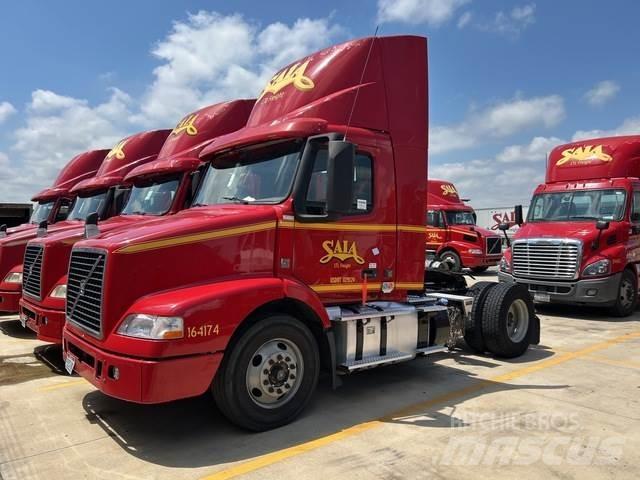 Volvo VNM Влекачи
