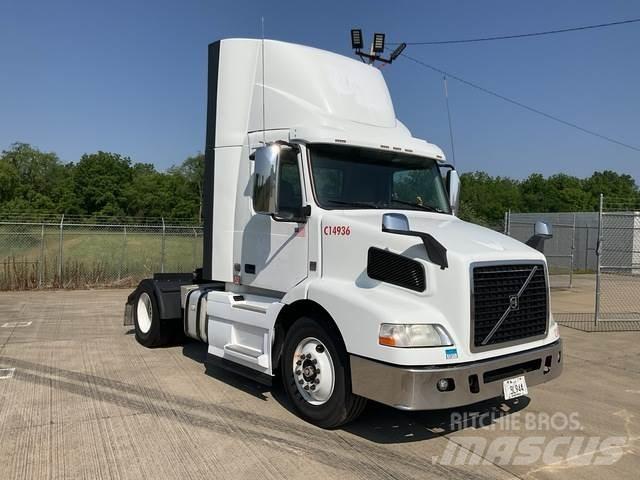 Volvo VNM Влекачи
