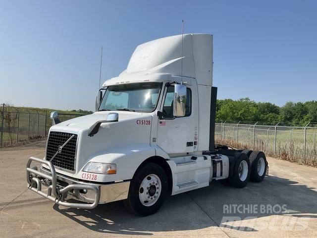 Volvo VNM Влекачи