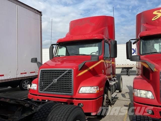 Volvo VNM Влекачи