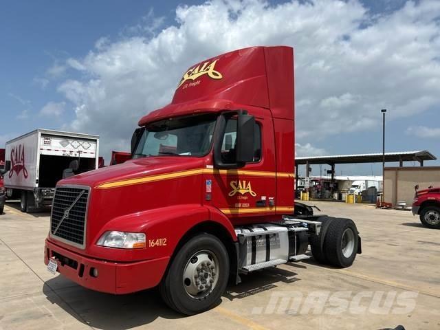 Volvo VNM Влекачи