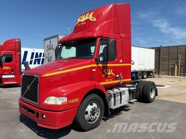 Volvo VNM Влекачи