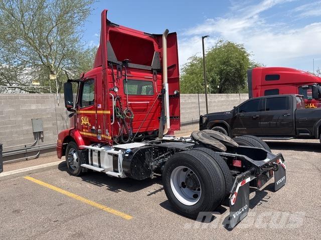 Volvo VNM Влекачи