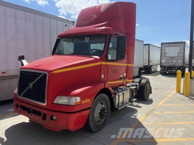 Volvo VNM Влекачи