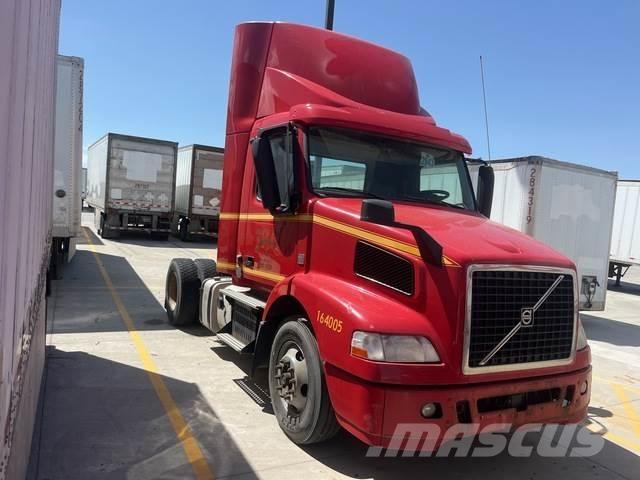 Volvo VNM Влекачи