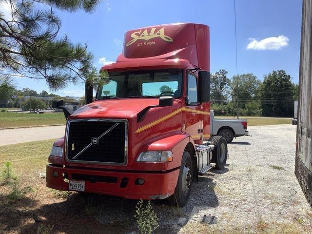 Volvo VNM Влекачи