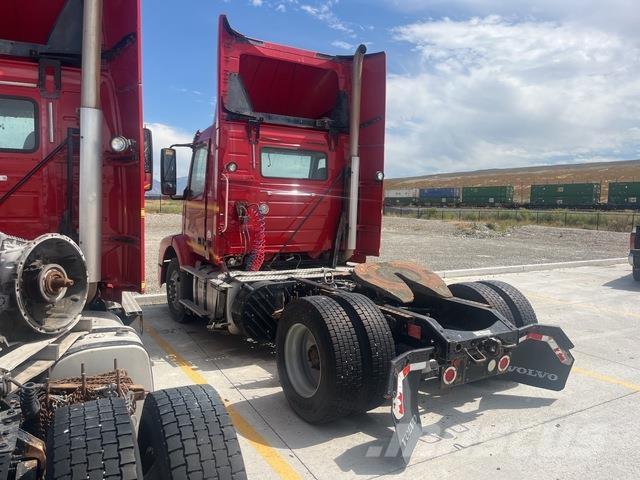 Volvo VNM Влекачи