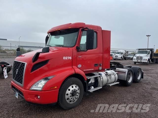 Volvo VNR Влекачи