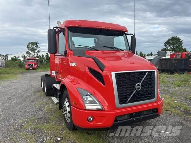 Volvo VNR Влекачи